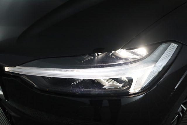 VOLVO XC60 XC60 B4 (d) AWD automatico Ultimate Dark