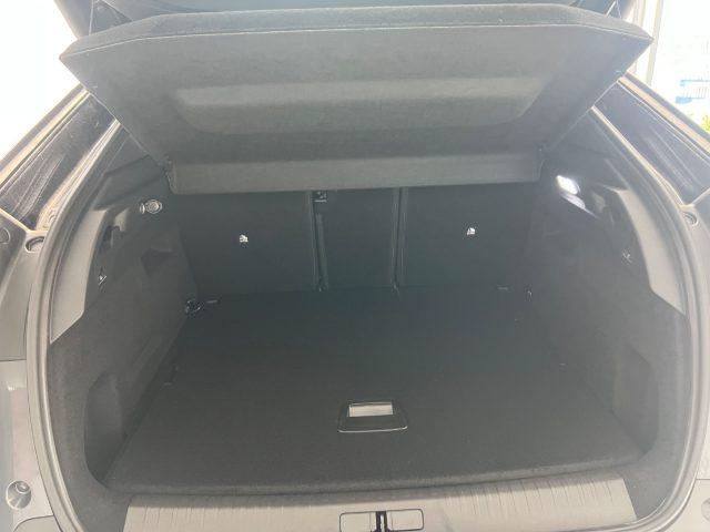 PEUGEOT 3008 Hybrid 145 e-DCS6 GT da?379,00 mensili