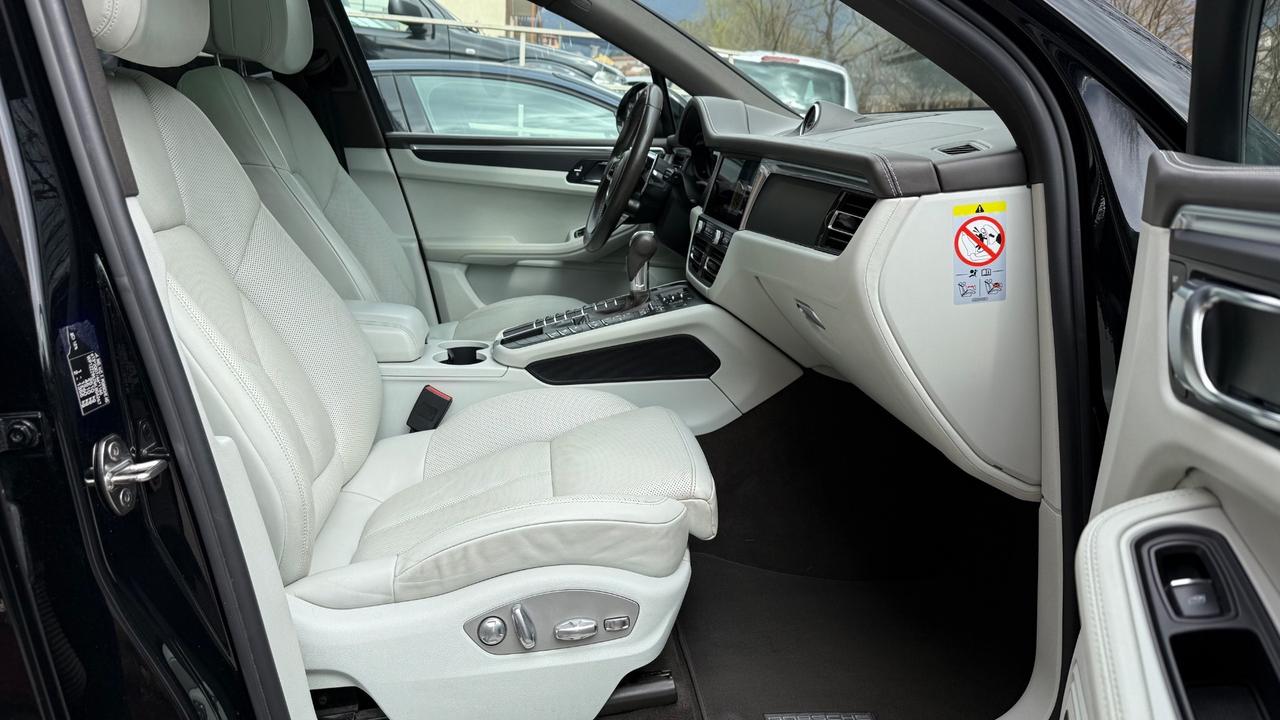 Porsche Macan 2.0 245cv. IPER FULL