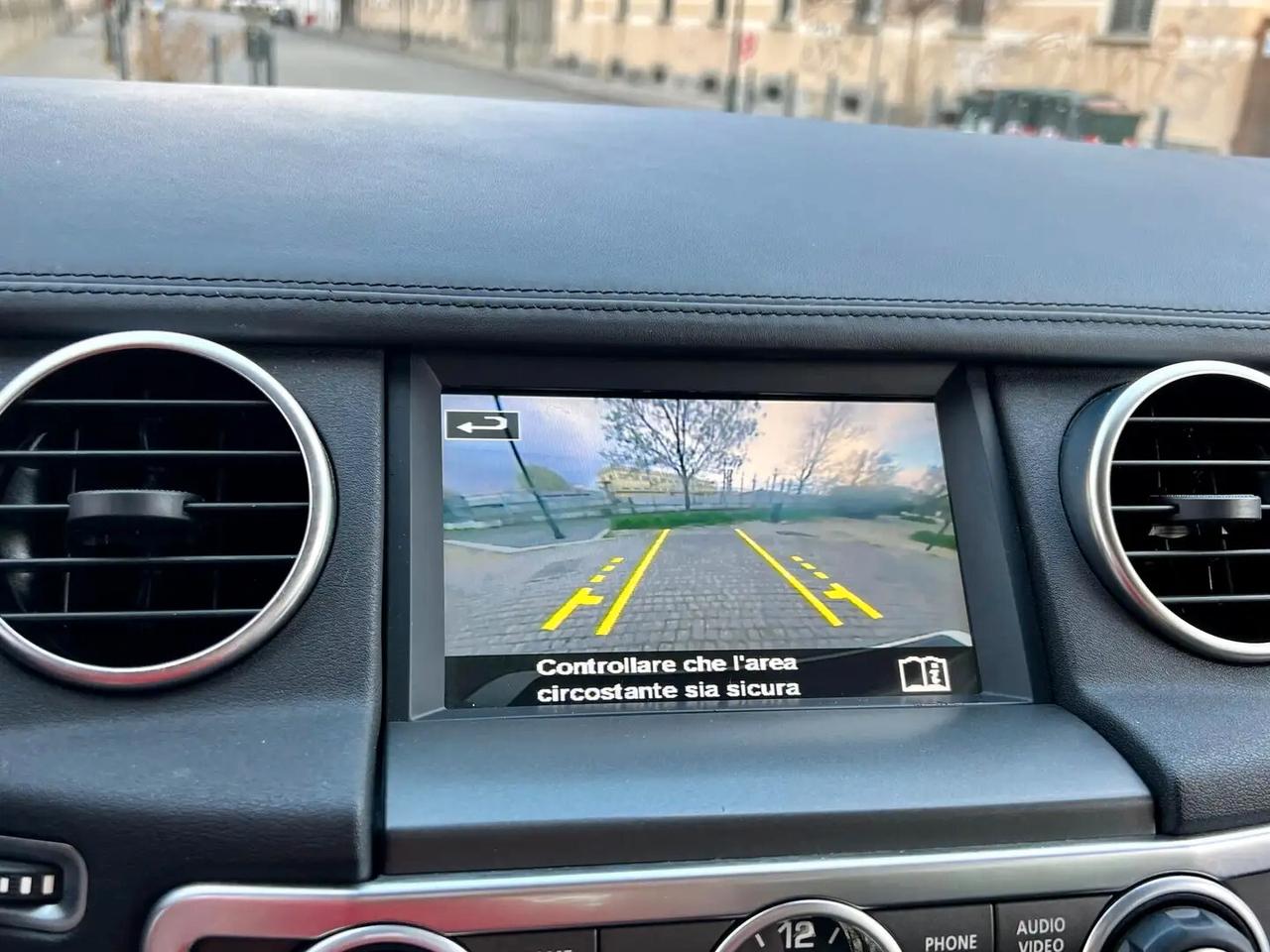 Land Rover Discovery 4 3.0 SDV6 249CV SE