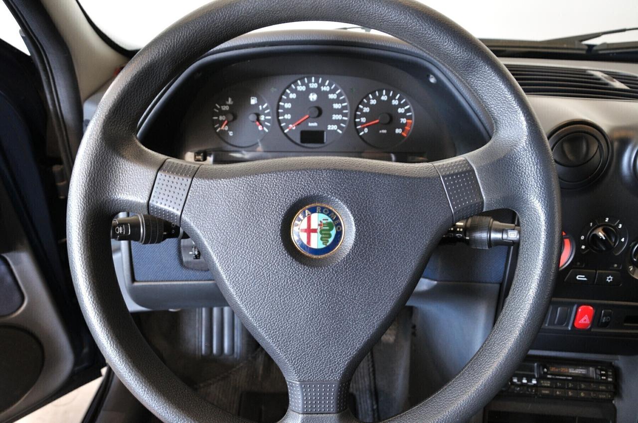 Alfa Romeo 145 1.4i 16V Twin Spark cat Clima