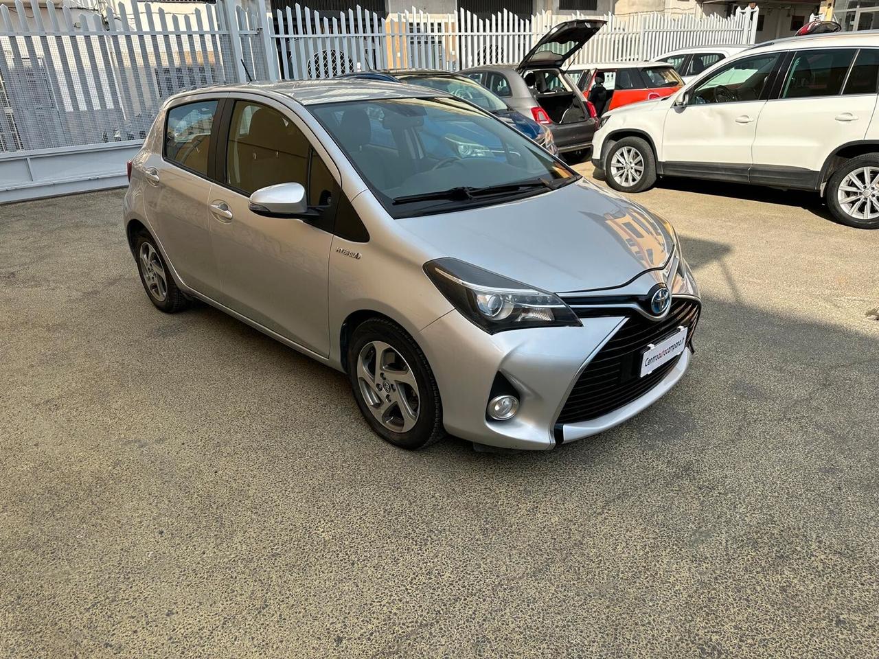 Toyota Yaris 1.5 Hybrid 5 porte Active