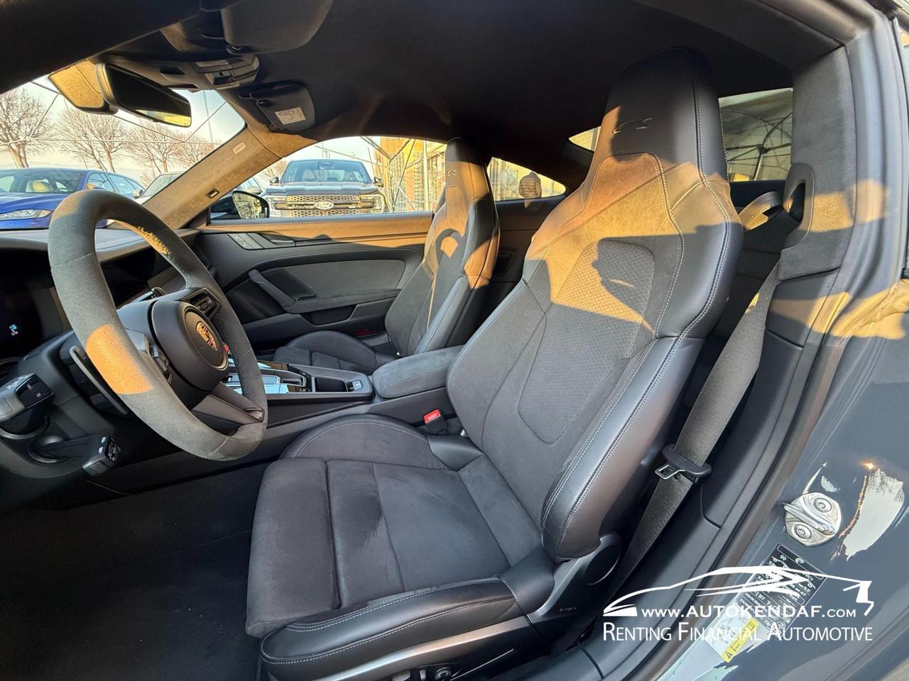 Porsche 911 Coupe 992 3.6 Carrera 4 GTS auto