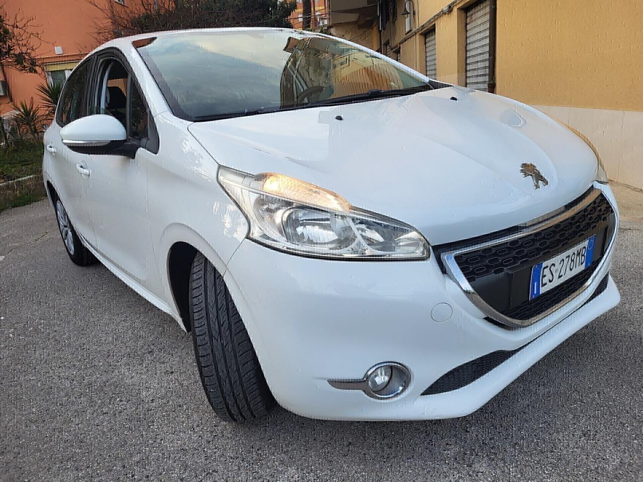 PEUGEOT 208 1,4 HDI-UNICA PROPRIETAR-4 REVISIONI