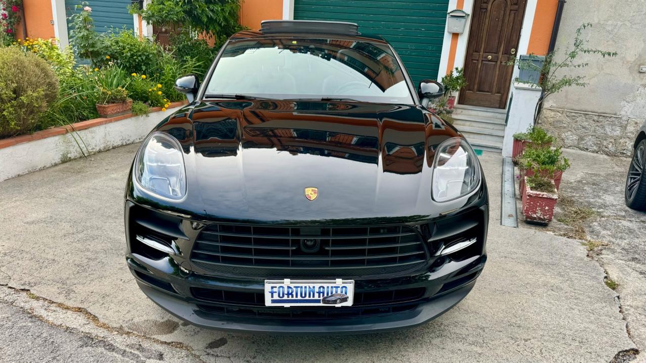 Porsche Macan 2.0 245cv