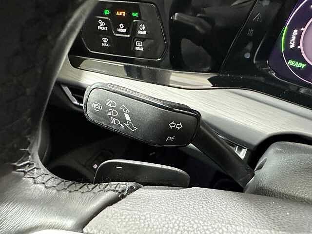 Volkswagen Golf 8ª serie 1.4 TSI eHYBRID 204 CV DSG Style