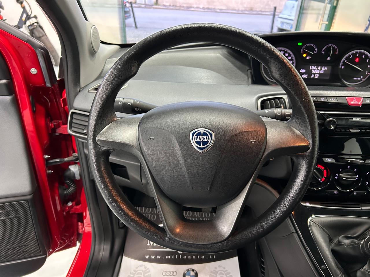 Lancia Ypsilon 1.2 69 CV 5 porte GPL Elefantino