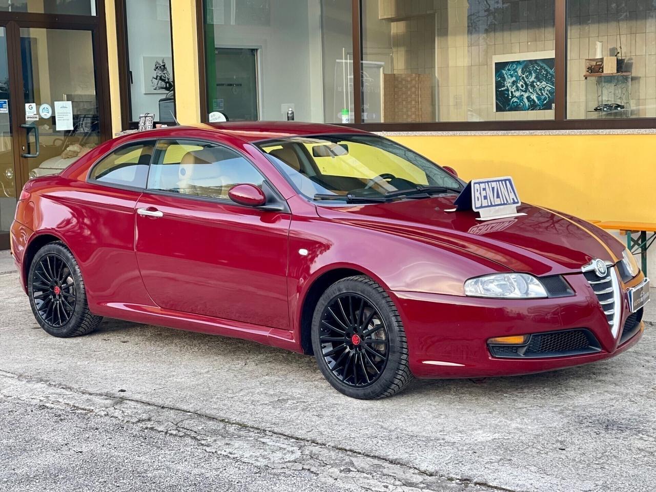 Alfa Romeo GT 2.0 JTS 16V Selespeed Distinctive