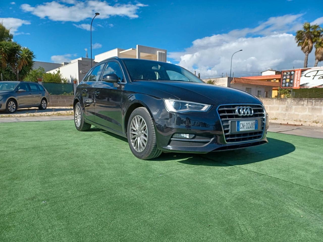 Audi A3 SPB 1.6 TDI Ambition LED/NAV