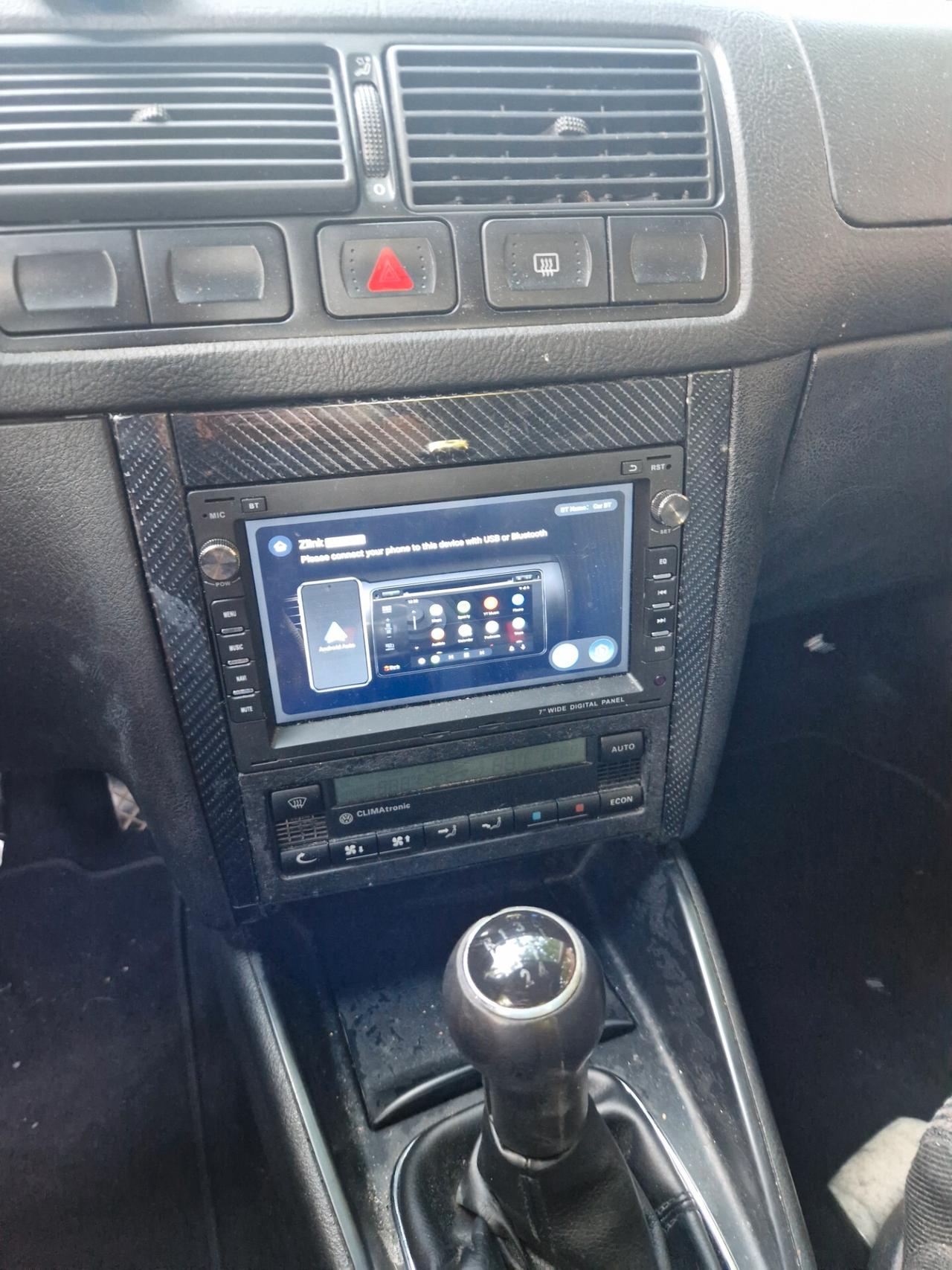 Volkswagen Golf 1.6 Benz 101 CV 5 porte - 2000