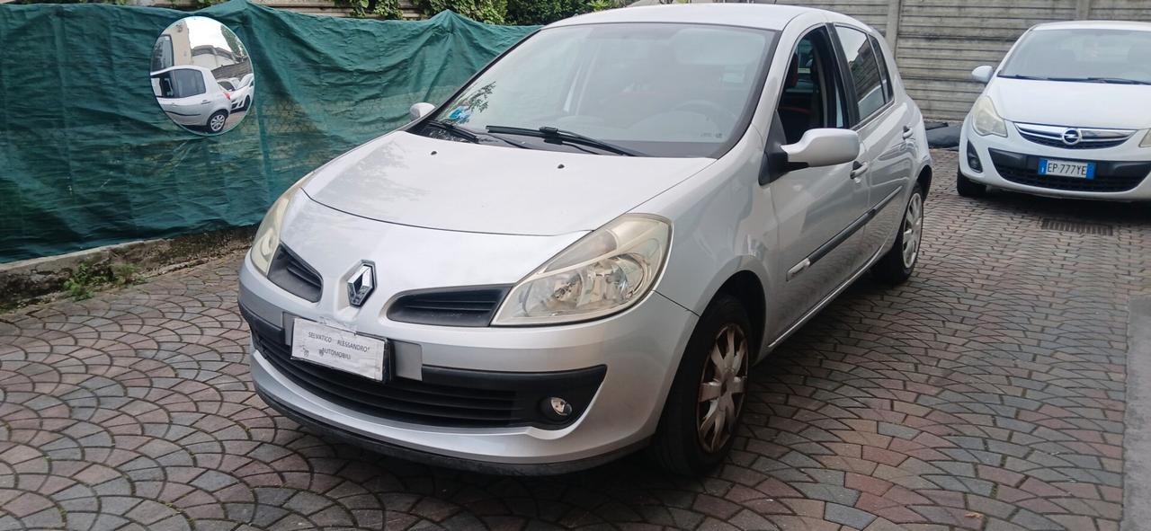 Renault Clio 1200 gpl
