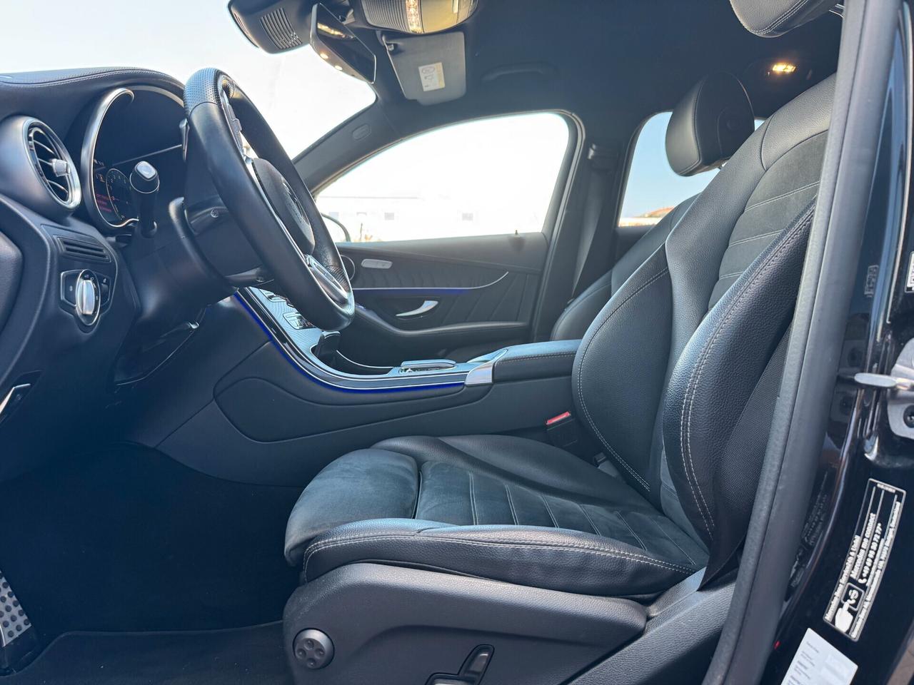 Mercedes-benz GLC 300 GLC 300 e 4Matic Plug-in hybrid Coupé Premium