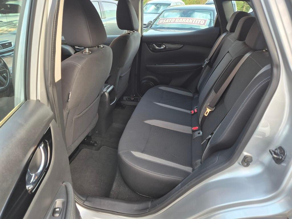Nissan Qashqai 1.5 dCi 115CV E6 NAVI CAMERA