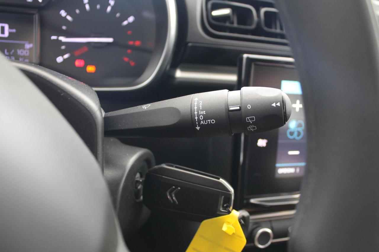 CITROEN C3 PureTech 82 Cv. Shine Plus NAVI