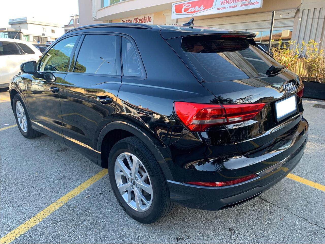 Audi Q3 40 TDI quattro S tronic Business Advanced