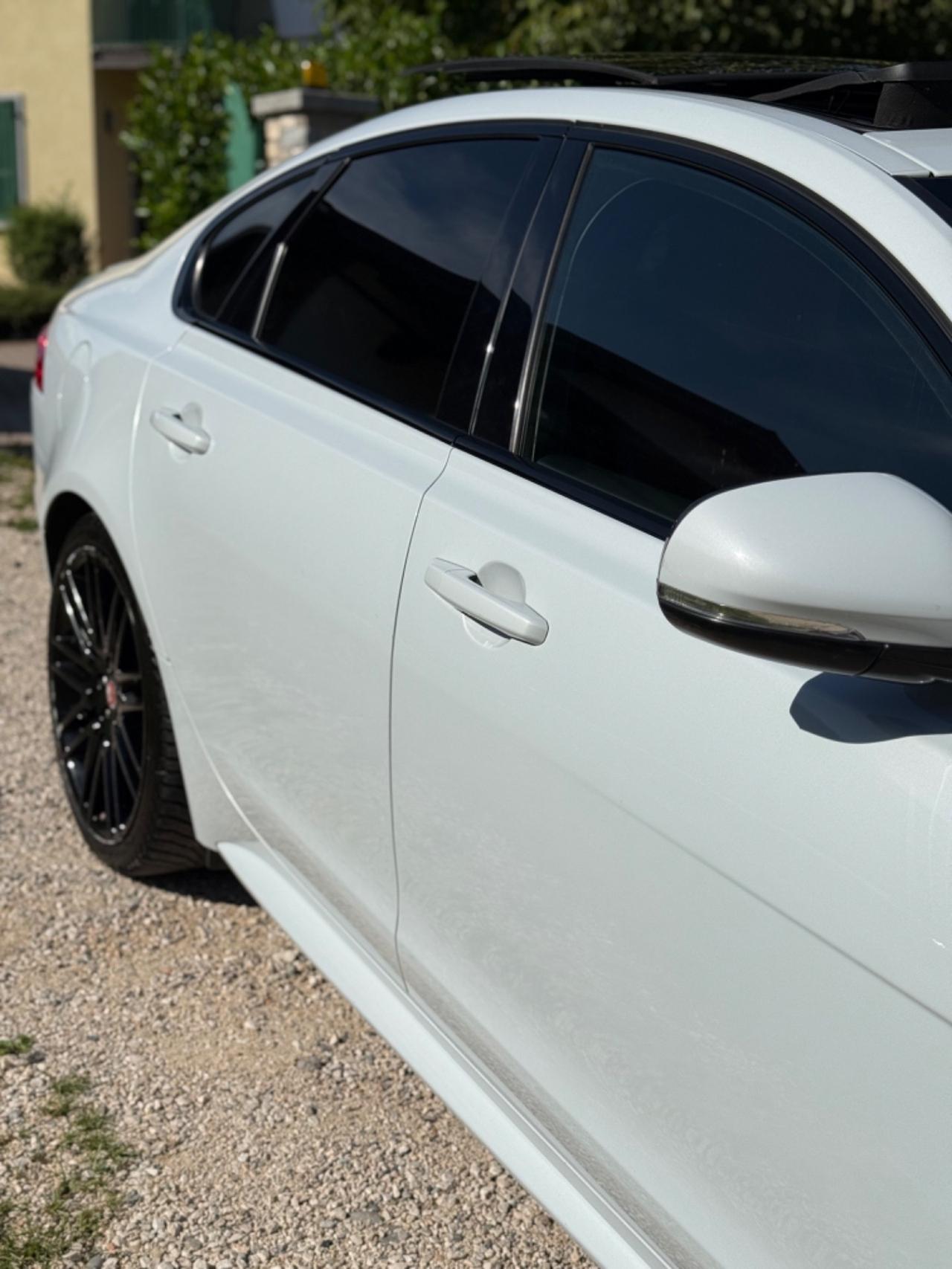 Jaguar XF 2.0 D 180 CV R-SPORT TETTO KMCERT GARANZ UNICOPR