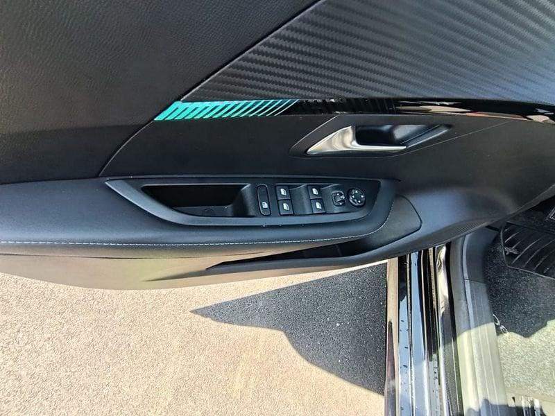 Peugeot 208 Allure Navi Pack 100 S/S