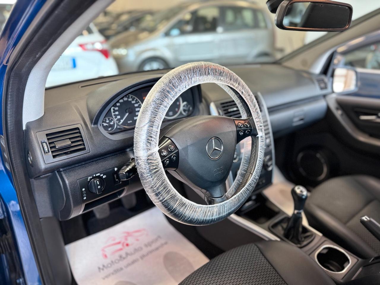 Mercedes-benz A 160 A 160 BlueEFFICIENCY Special Edition