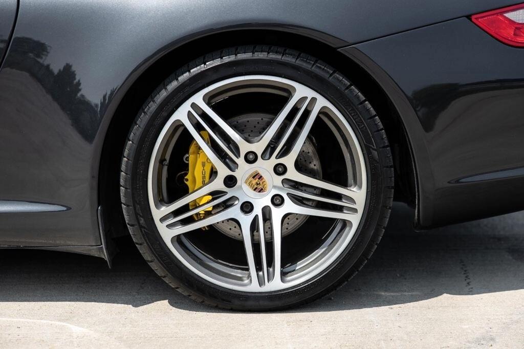 Porsche 911 Carrera S Coupé 997 SERVICE PORSCHE