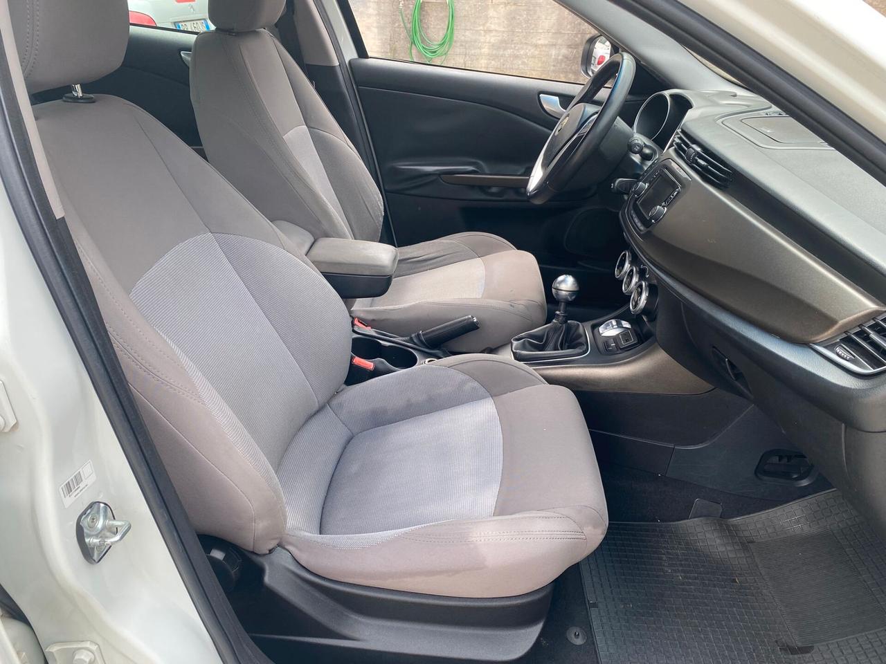 Alfa Romeo Giulietta 1.6 JTDm 120 CV full 2016
