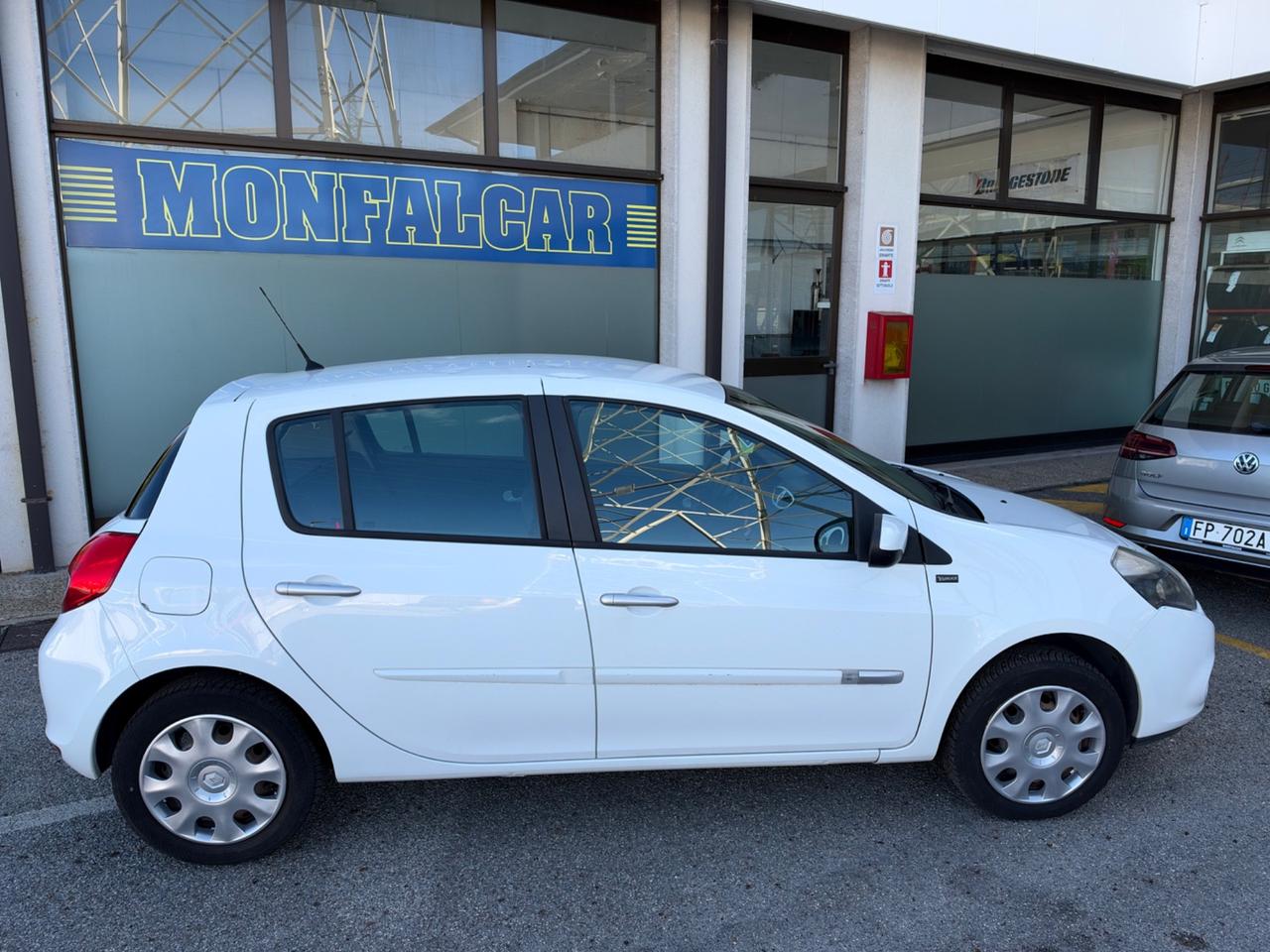 Renault Clio 1.2 16V 5 porte Yahoo! 2012