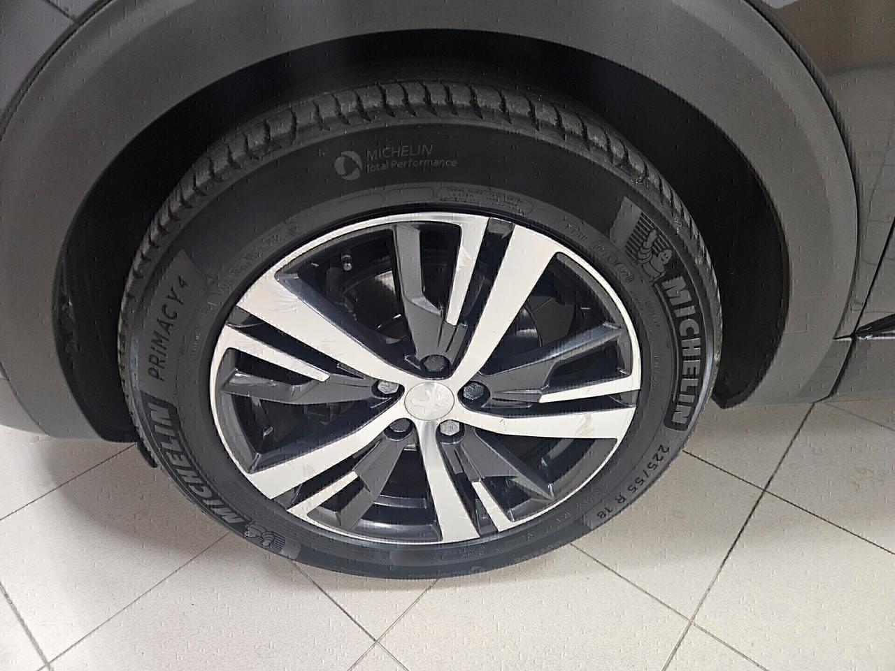 Peugeot 3008 BlueHDi 130 S&S Allure