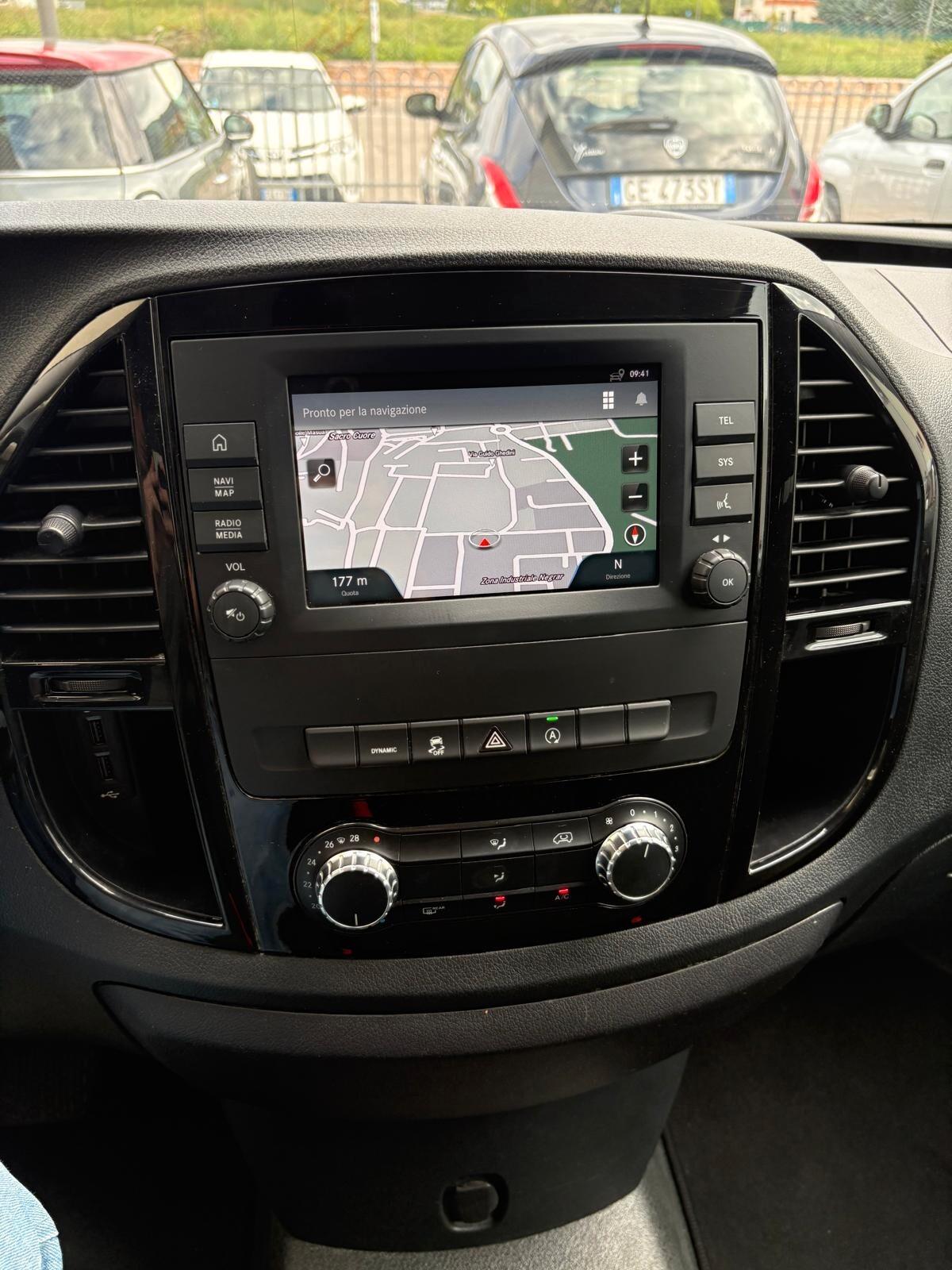 MERCEDES-BENZ VITO 114 CDi COMPACT AUTO 9 POSTI