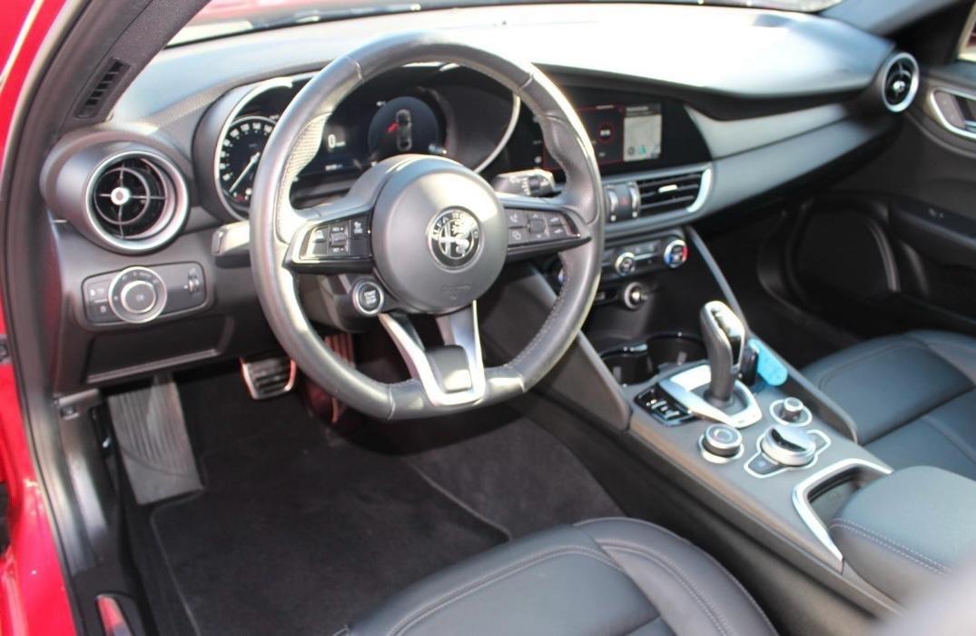 Alfa Romeo Giulia 2.0 Turbo 280 CV AT8 AWD Q4 Ti