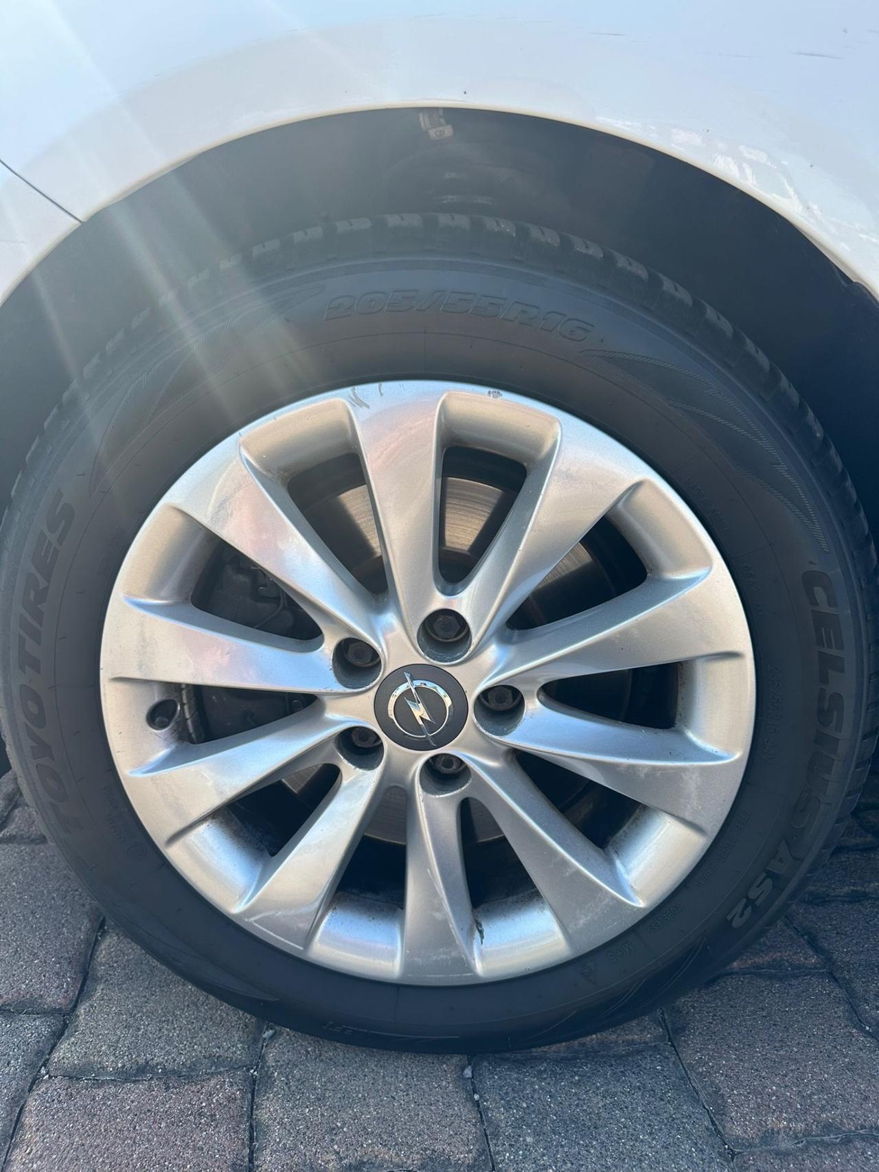 Opel Meriva 1.7 diesel 2013 NEOPATENTATI
