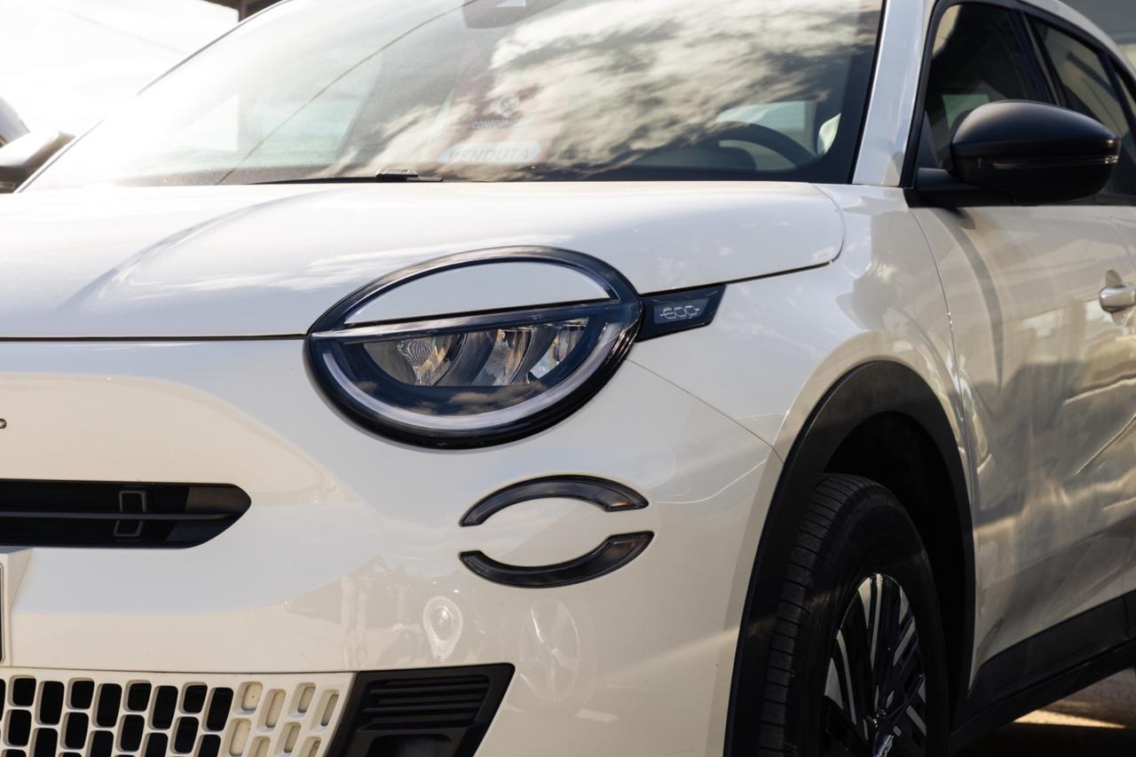 FIAT 600 Hybrid 145 CV e-DCT – Allestimento ICON