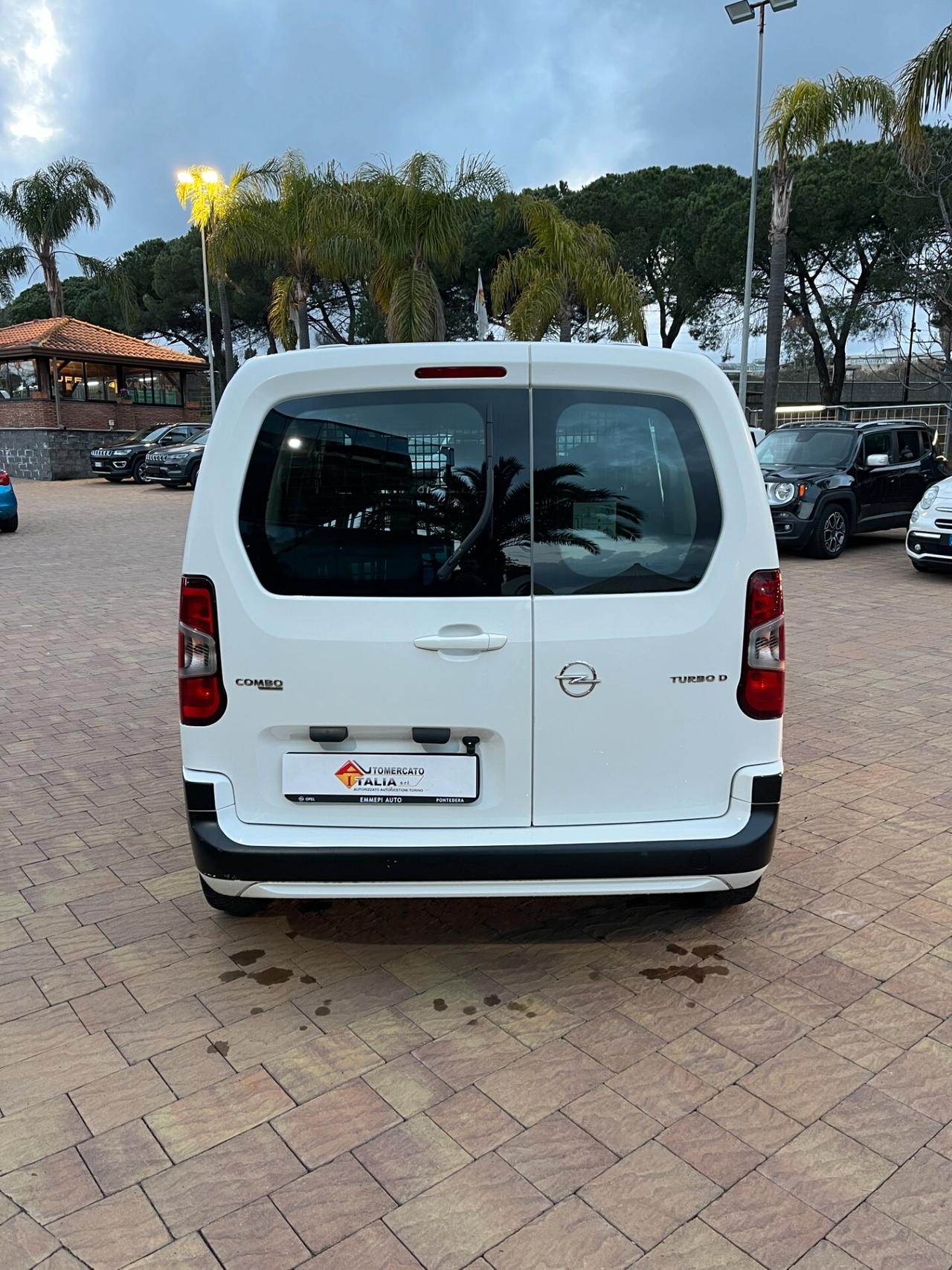 Opel Combo Cargo 1.5 Diesel 130CV S&S PC 650kg Edition