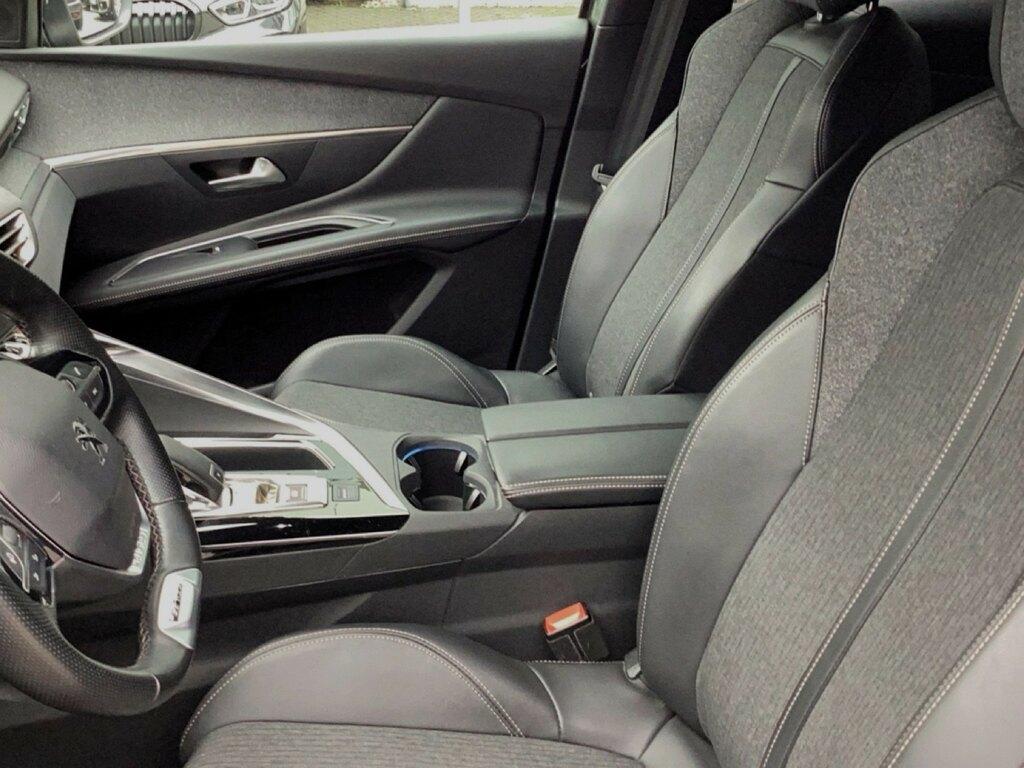 Peugeot 3008 1.5 BlueHDi GT Line EAT