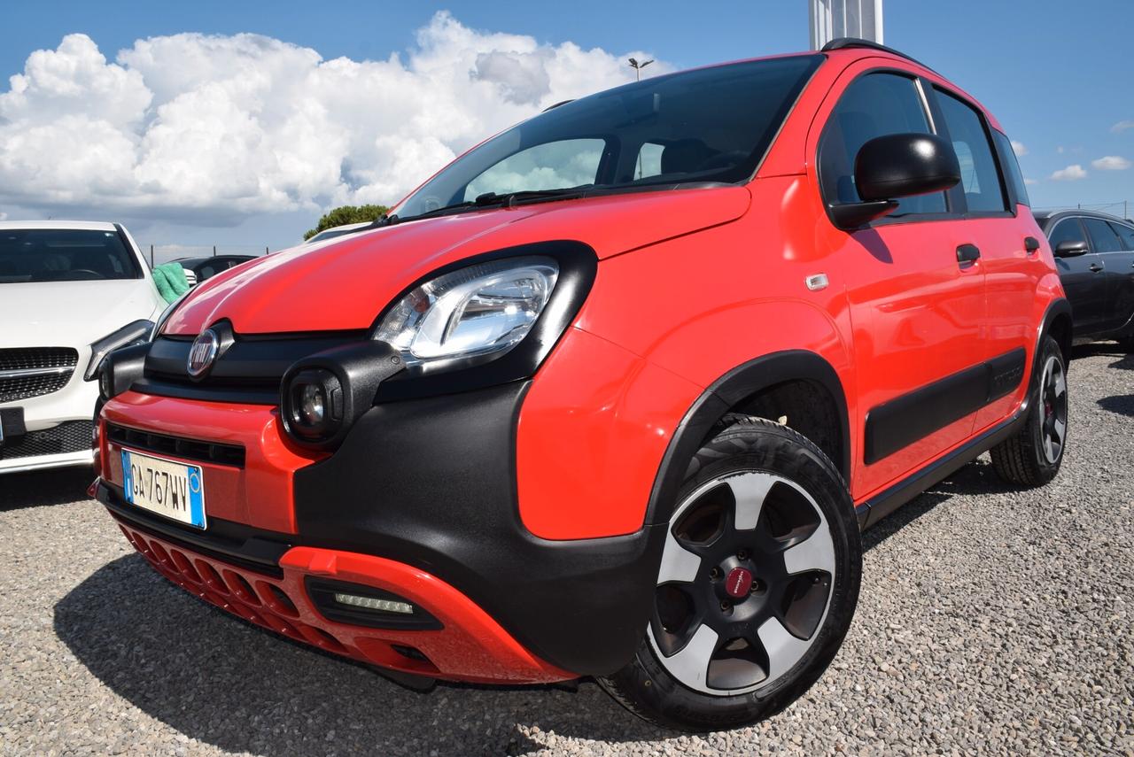 Fiat Panda Cross 1.0 FireFly Hybrid 6M FULL OPTIONAL