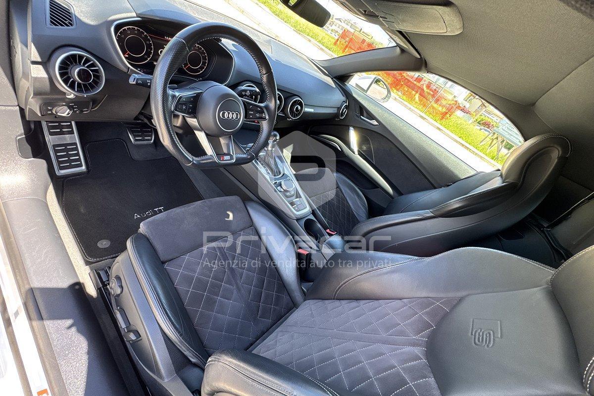 AUDI TT Roadster 2.0 TFSI quattro S tronic S line