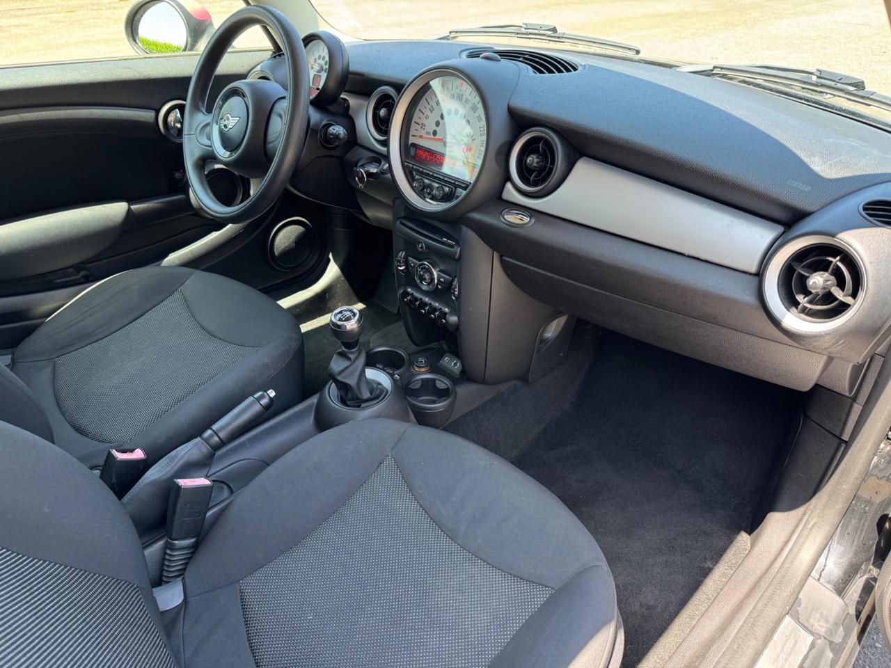 Mini Mini 1.6 16V One (55kW)