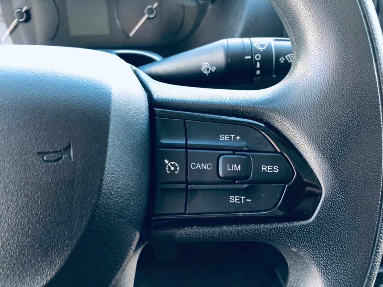 Peugeot Boxer 35 2.2 BlueHDi 140 S&S PLM-TM Furgone