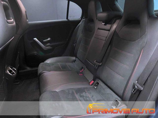 MERCEDES-BENZ A 180 d 4p. Premium