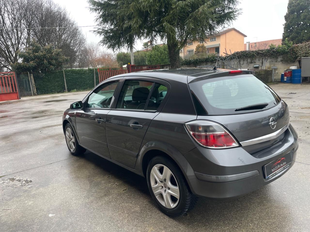 Opel Astra 1.7 CDTI 110CV 5 porte Cosmo neopatentati