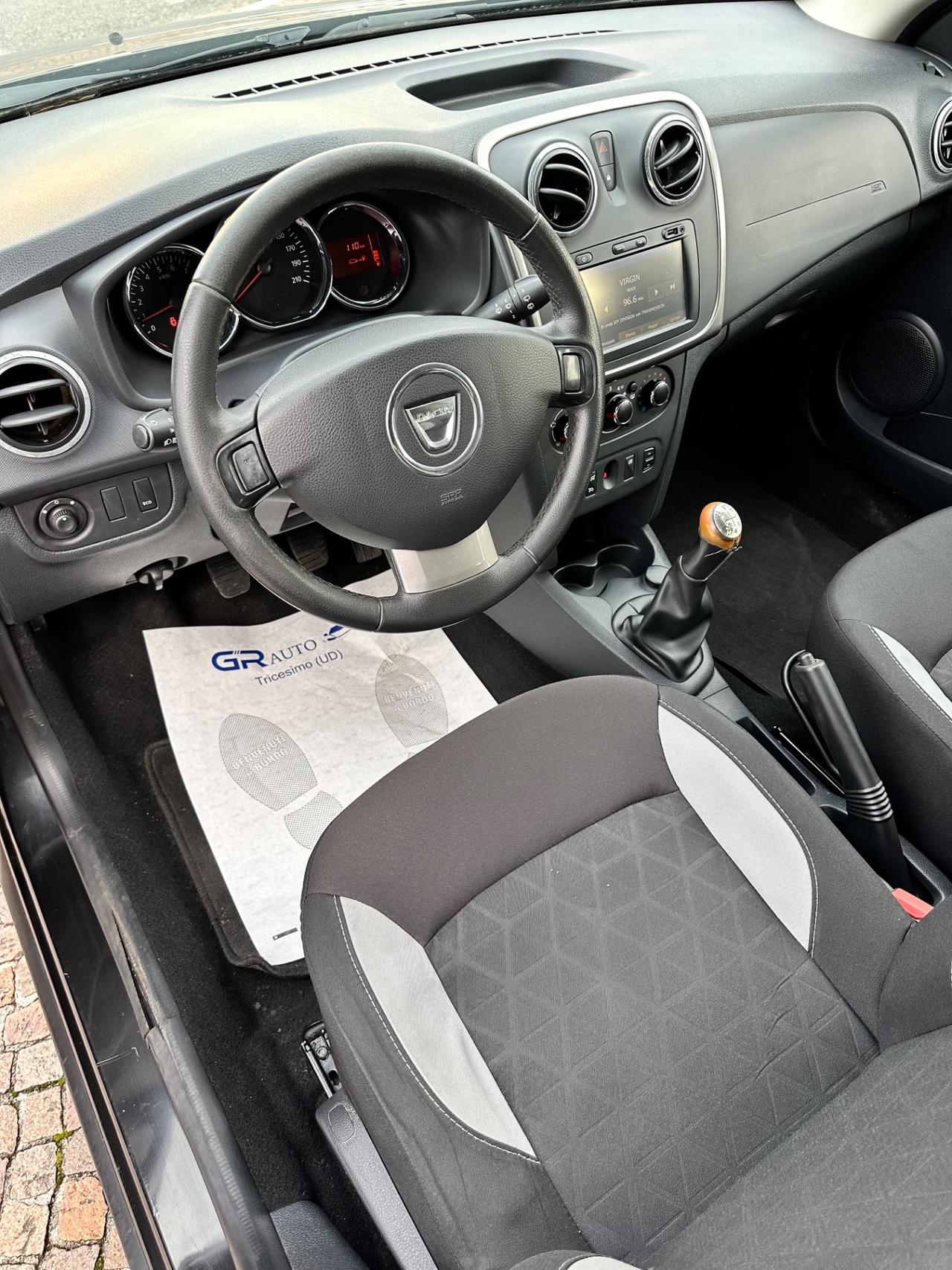 Dacia Sandero Stepway - 1.0Bz 90CV 5P - Neopatentati