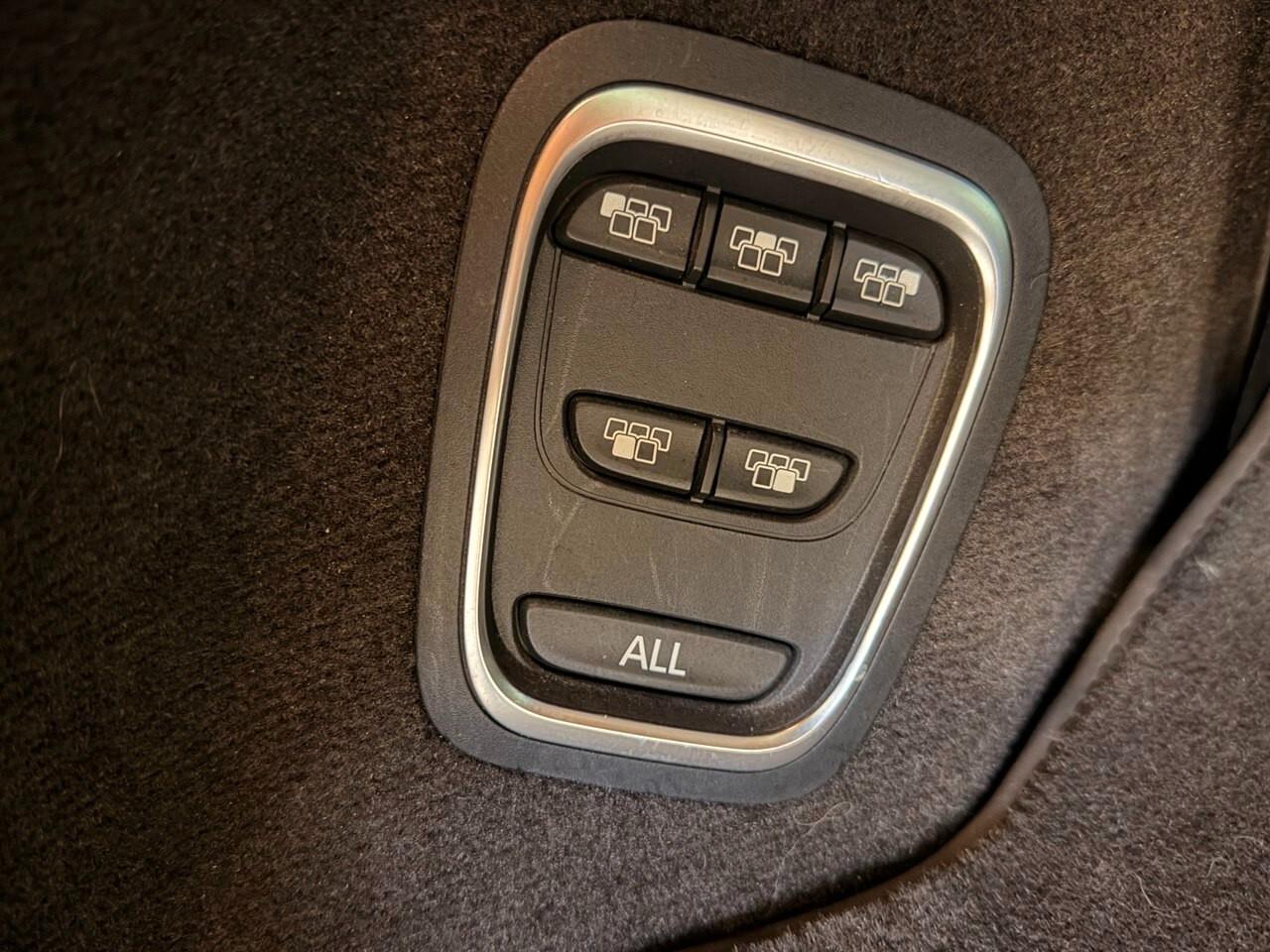 Renault Espace dCi 160CV EDC Energy Initiale Paris 4Control