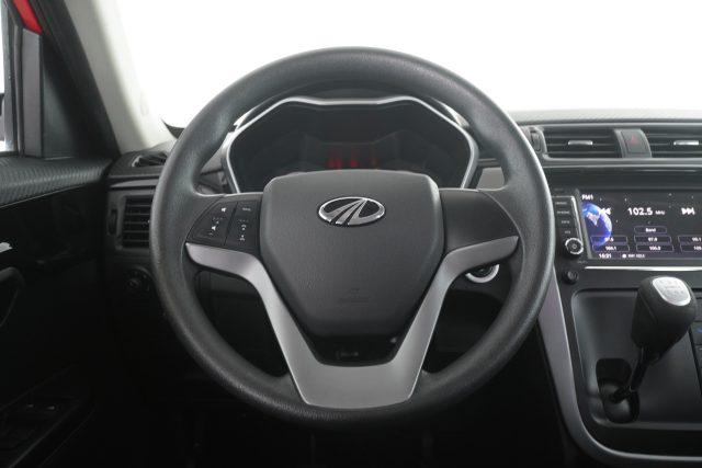 MAHINDRA KUV100 KUV100 1.2 VVT K6+