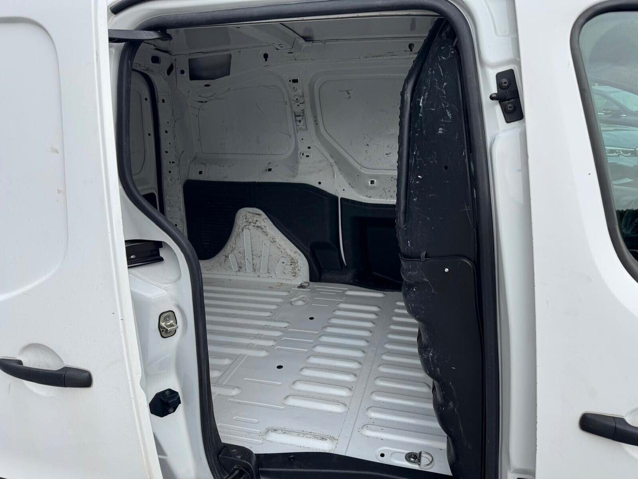 Citroen Berlingo BlueHDi 100 Van 3 posti Club L1