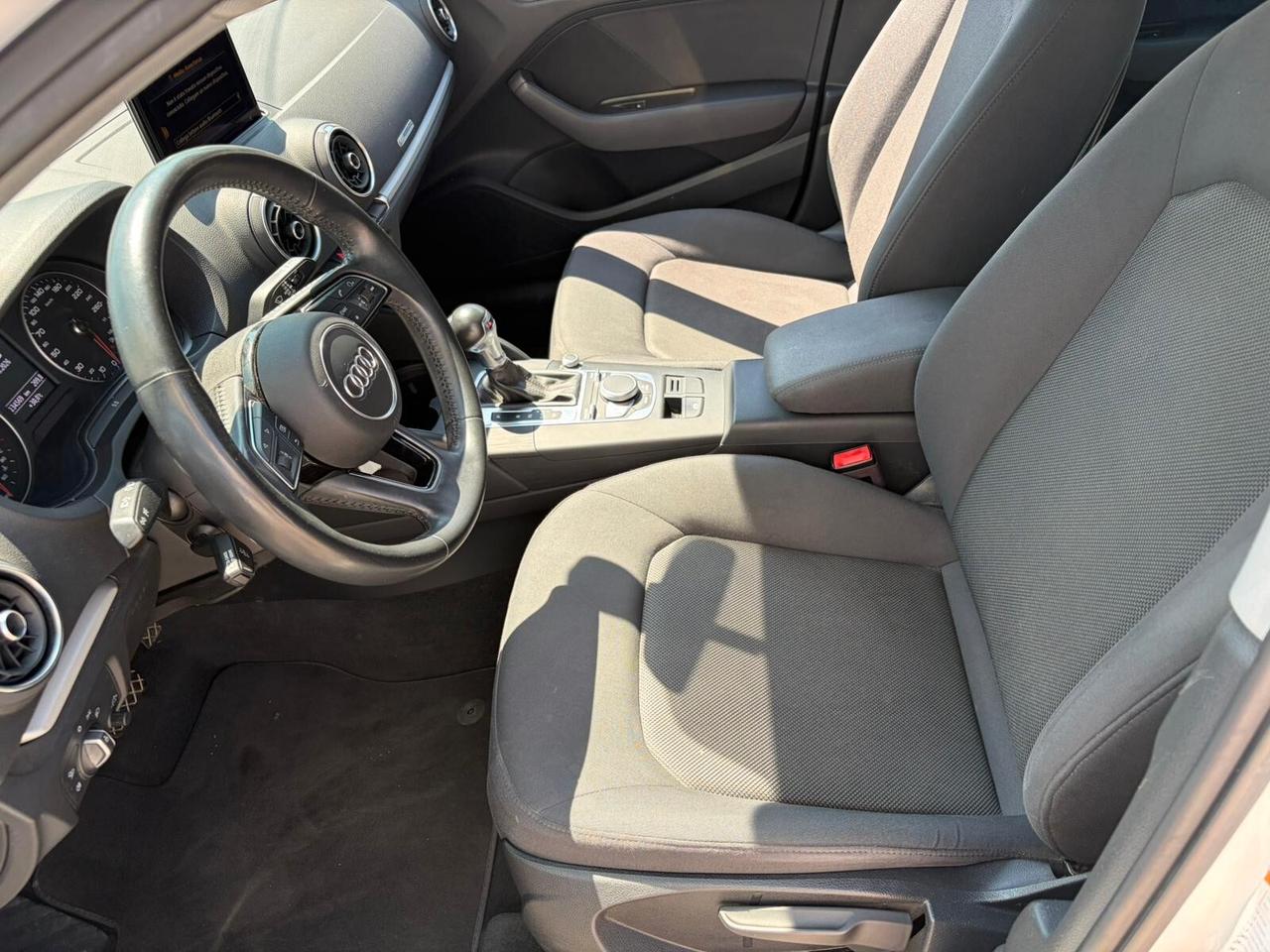 Audi A3 1.6 TDI 116 CV S tronic Design*EURO6
