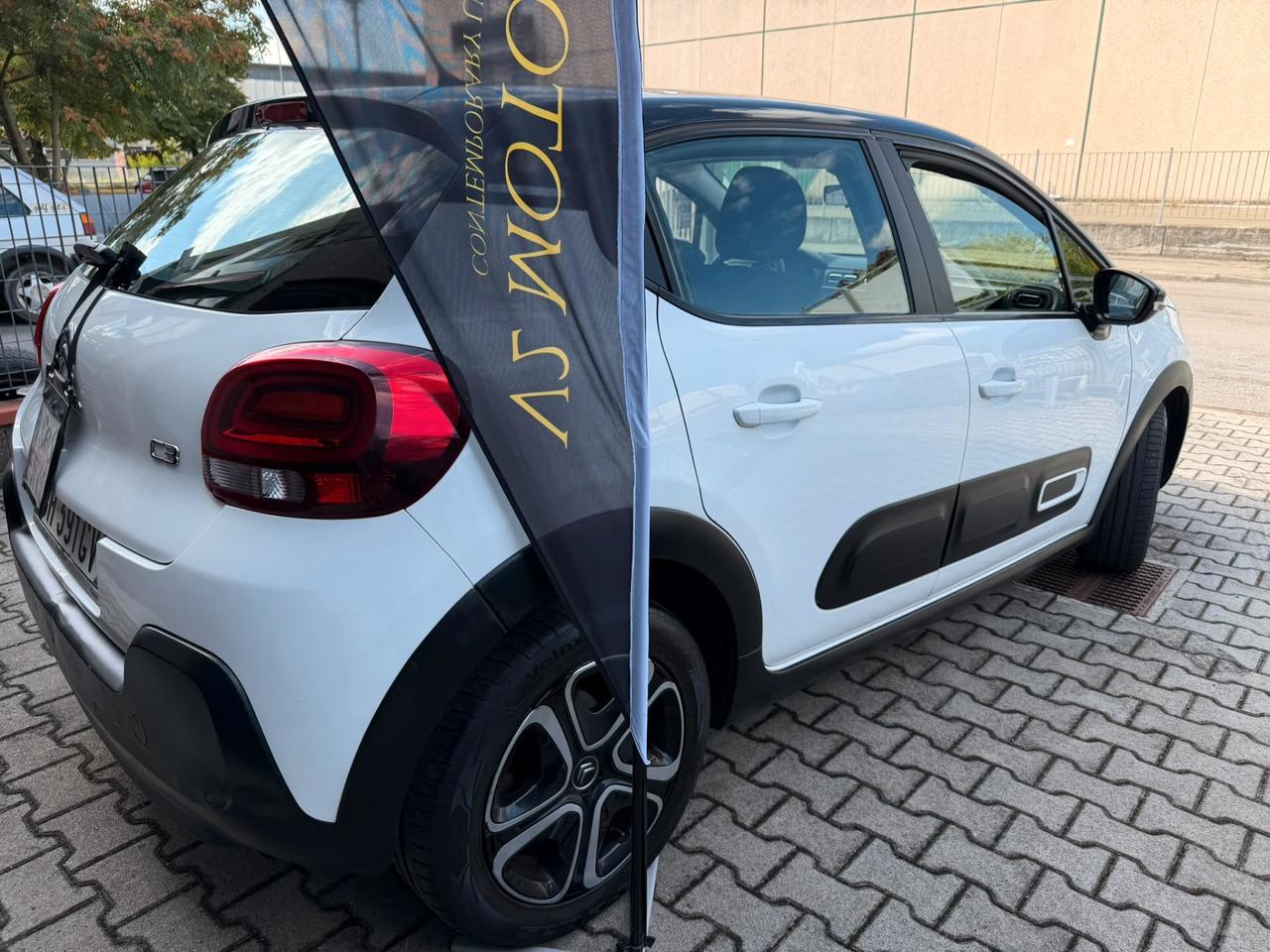 Citroen C3 PURE TECH 110CV AUTOMATICA EAT6 SHINE PACK