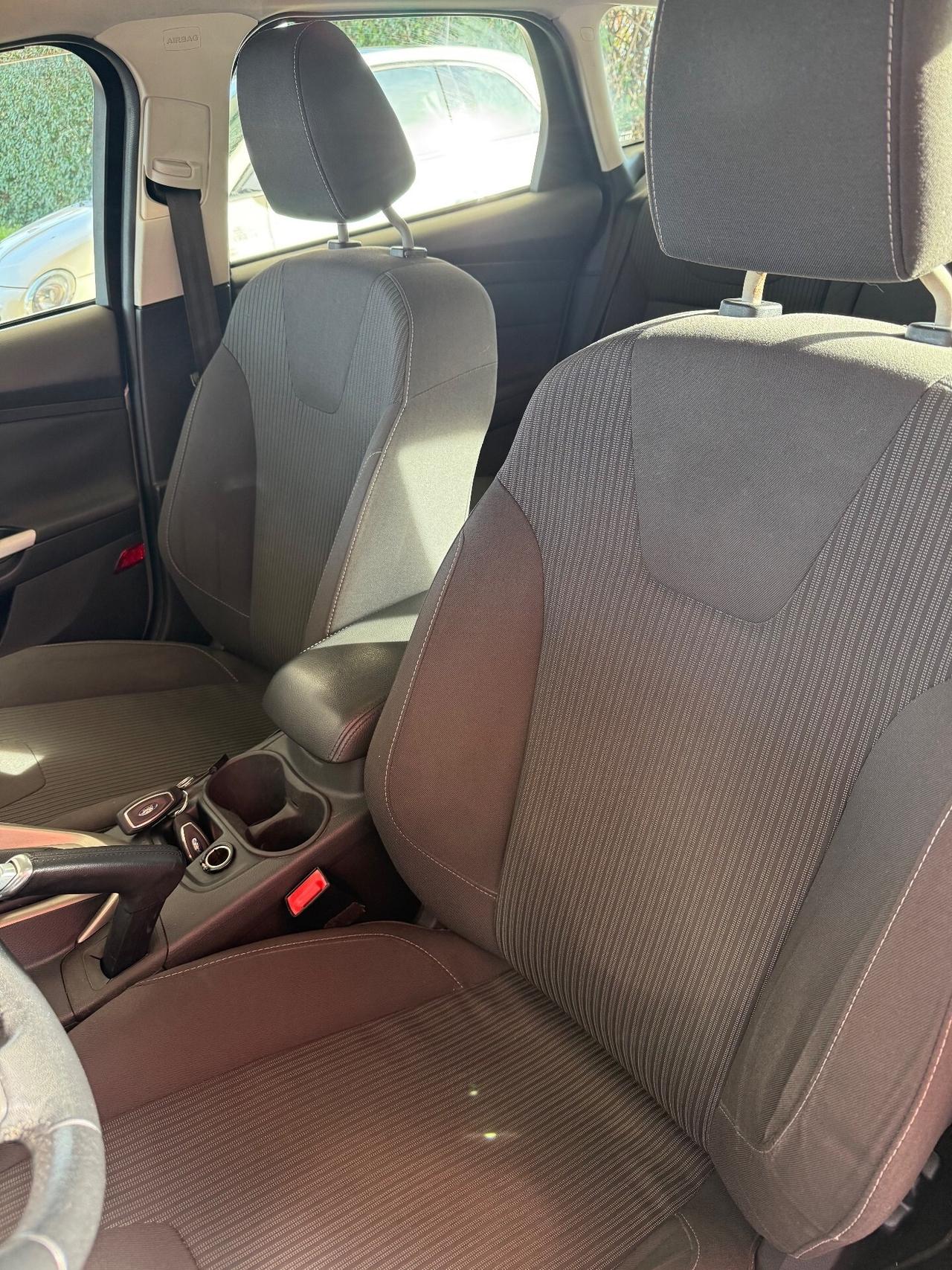 Ford Focus 1.6 TDCi 95 CV Titanium