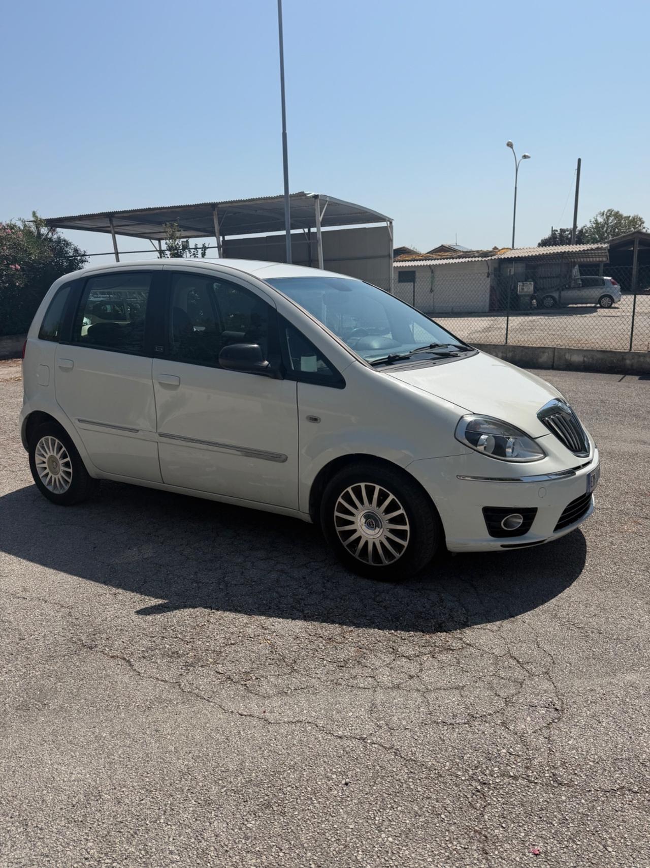 Lancia MUSA 1.4 Diva METANO Neopatentati