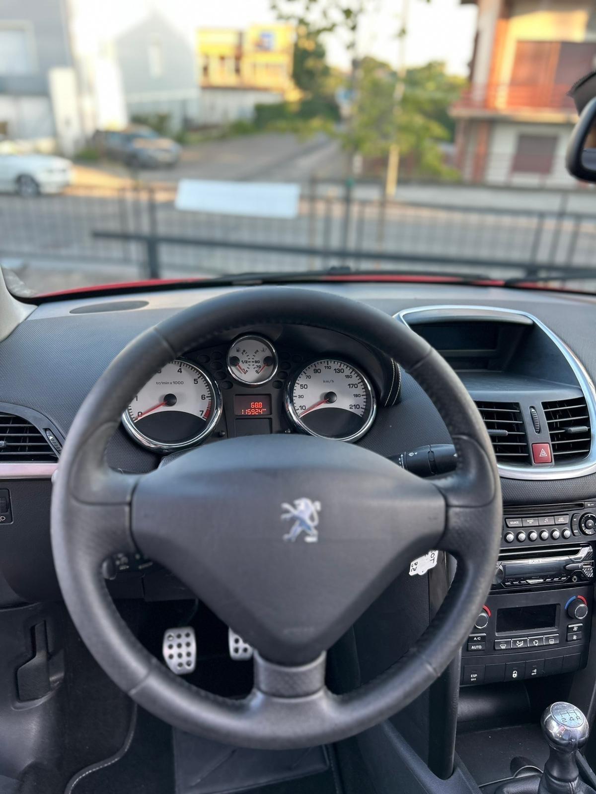 Peugeot 207 1.4 VTi 95CV 3p. X Line