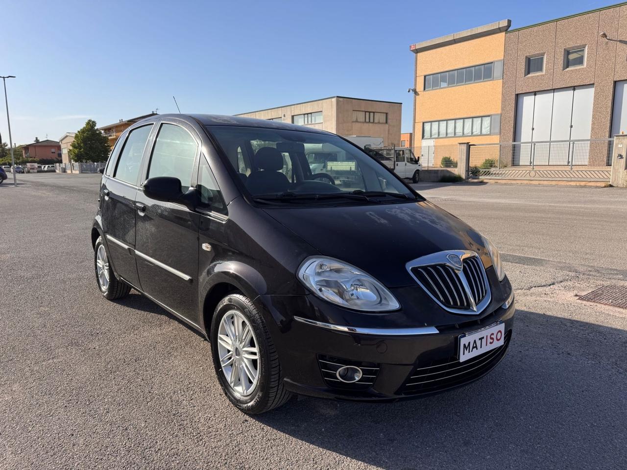 Lancia MUSA 1.3 Mjt S&S DPF Poltrona Frau 134000 KM
