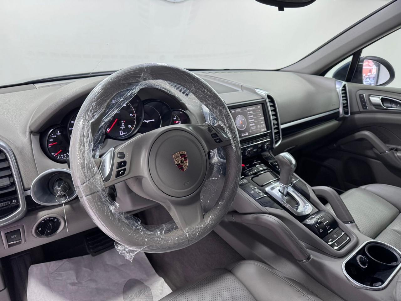 Porsche Cayenne 3.0 Diesel V6-TIPTRONIC-TAGLIANDI PORSCHE-2013