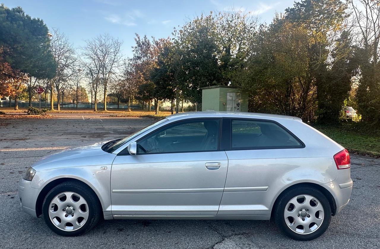 Audi A3 1.6 Attraction